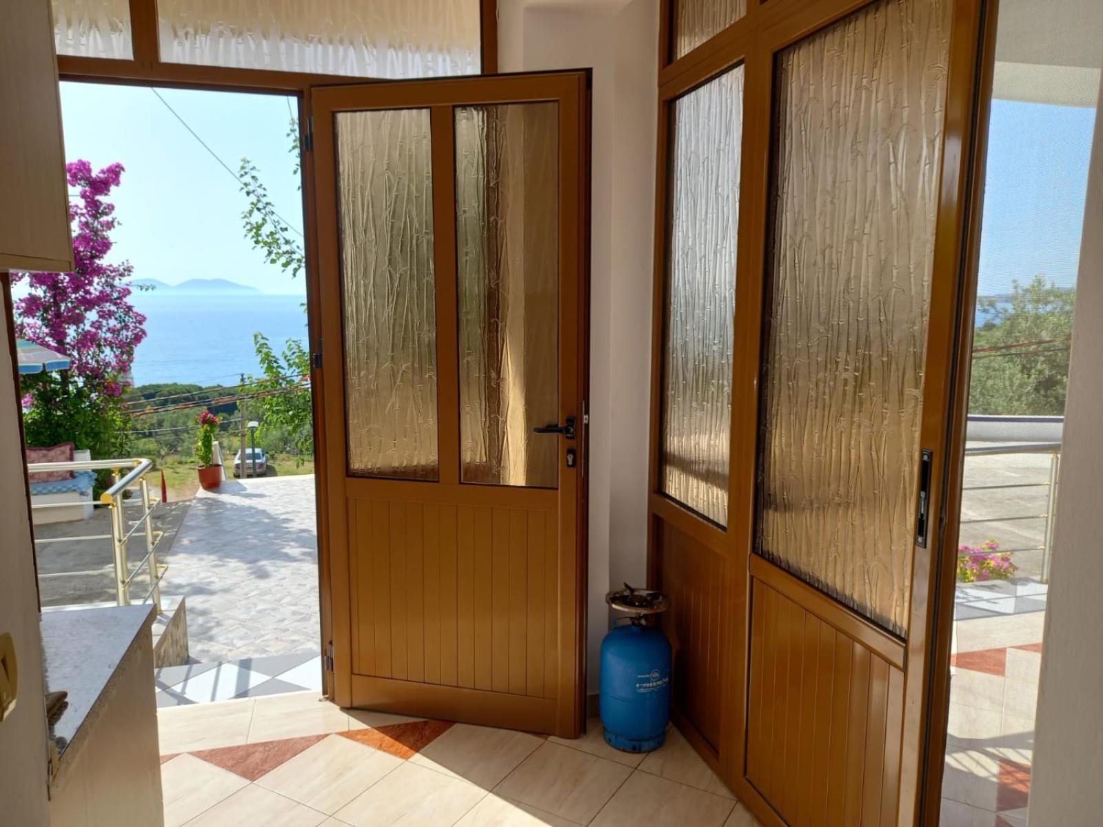 Vlorë Sea View Apartments מראה חיצוני תמונה